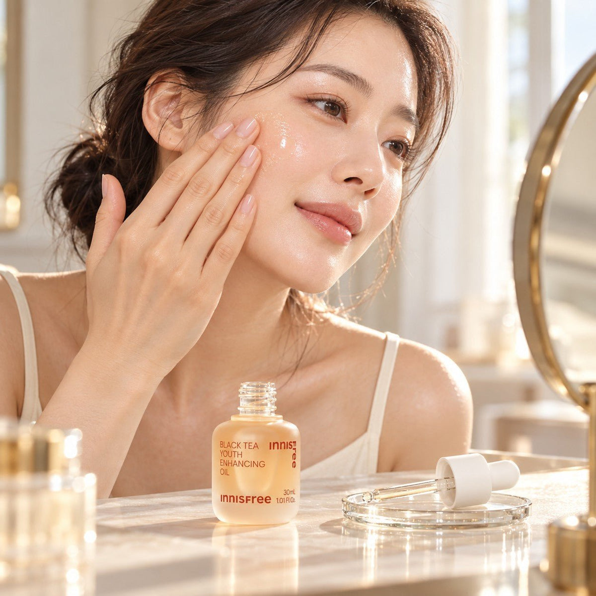 Innisfree Black Tea Youth Enhancing Oil 30ml - AHVTE