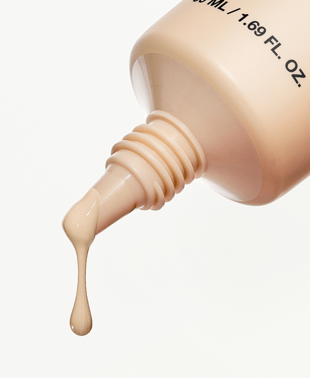 Anua Matt But Glow Cover Beige nozzle and cream texture