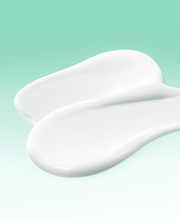 Anua Heartleaf 77 Hyaluron Soothing Lotion creamy texture