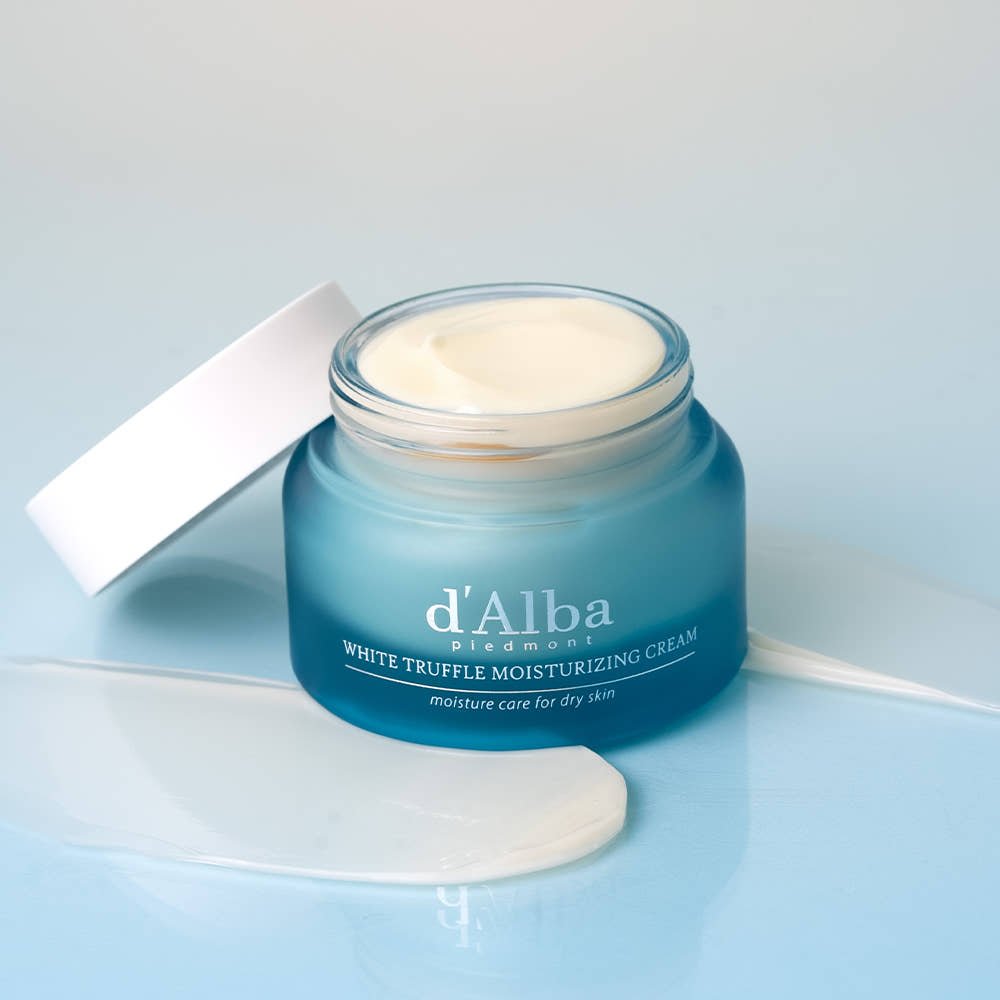 d'Alba Open jar and lid showing full cream surface