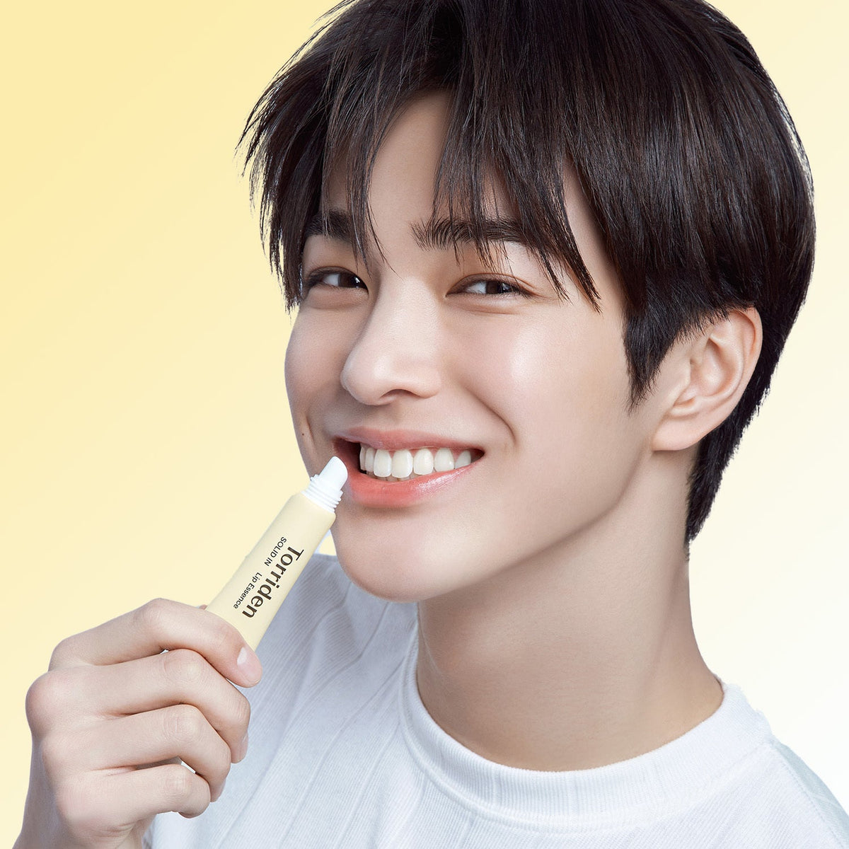 Torriden SOLID IN Lip Essence direct lip application